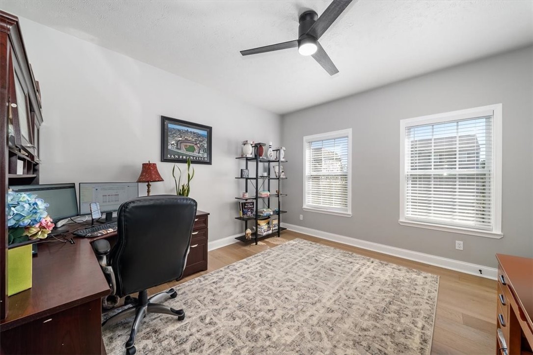 8047 Maureen Dr
