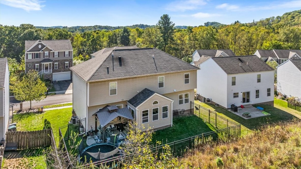 8047 Maureen Dr