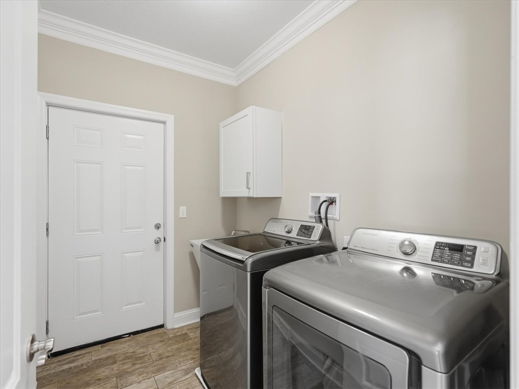 1337 Woodhill Dr Ext