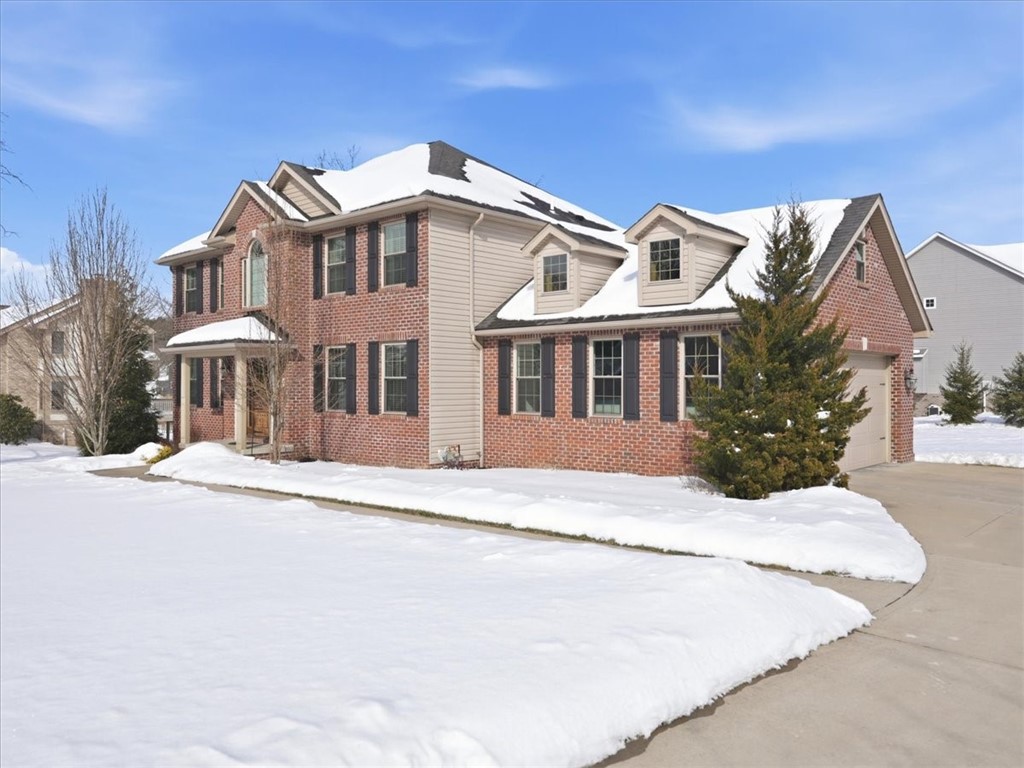 1337 Woodhill Dr Ext