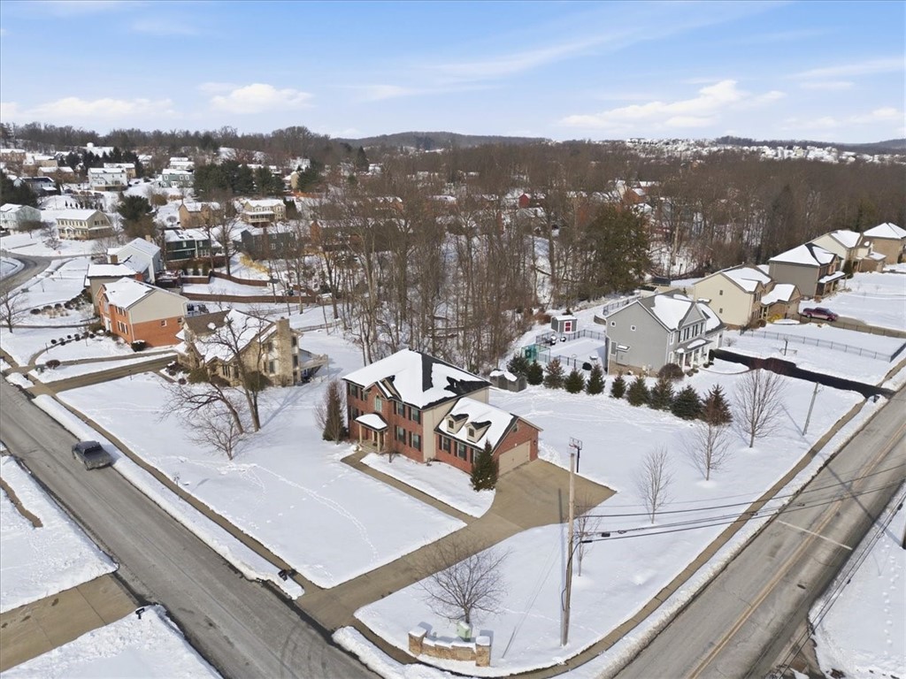 1337 Woodhill Dr Ext