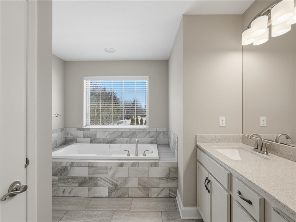 1337 Woodhill Dr Ext