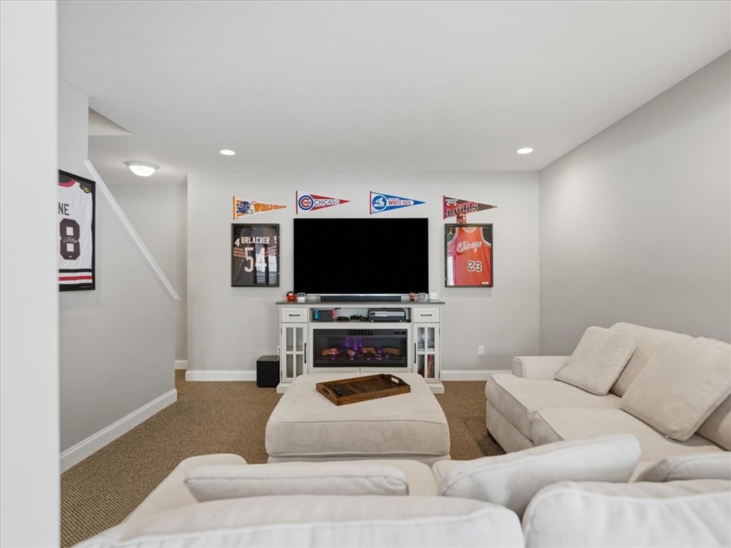 1337 Woodhill Dr Ext