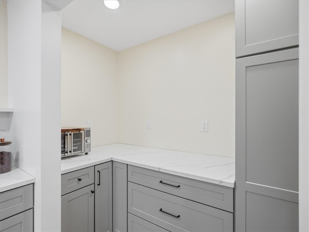 2590 Grouse Ridge #B B