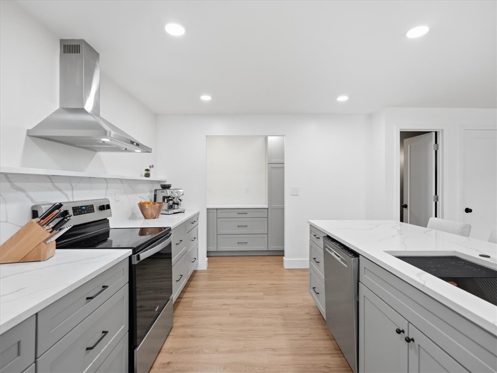 2590 Grouse Ridge #B B