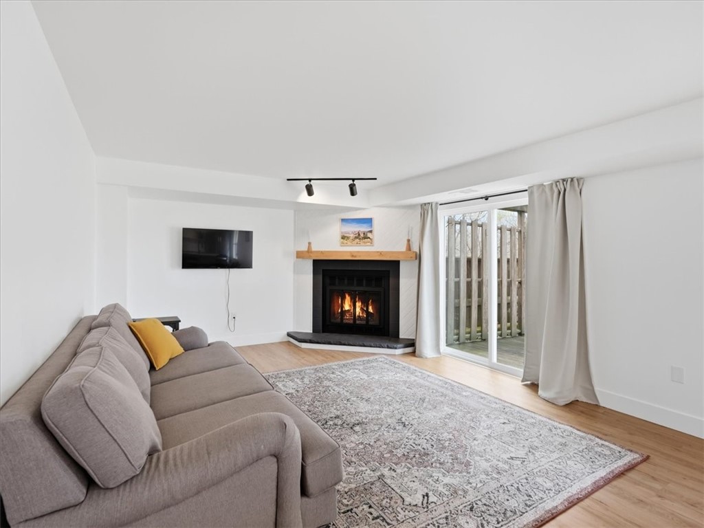 2590 Grouse Ridge #B B