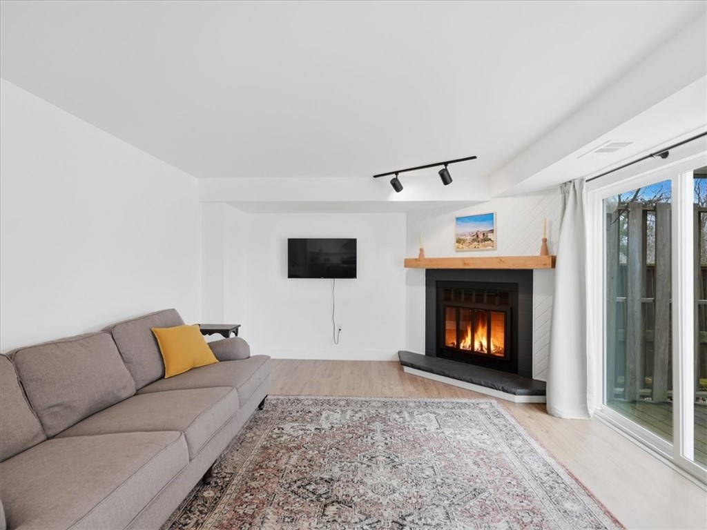 2590 Grouse Ridge #B B