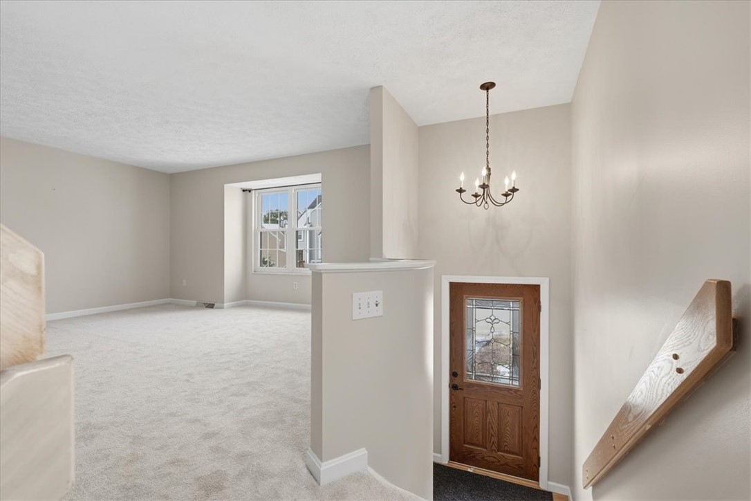 2643 Hunters Point Dr