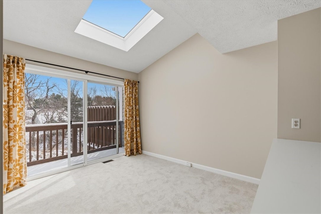 2643 Hunters Point Dr