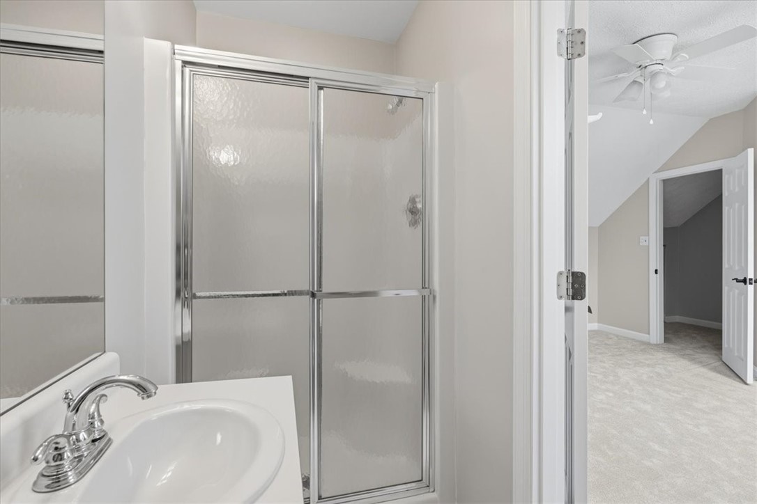 2643 Hunters Point Dr