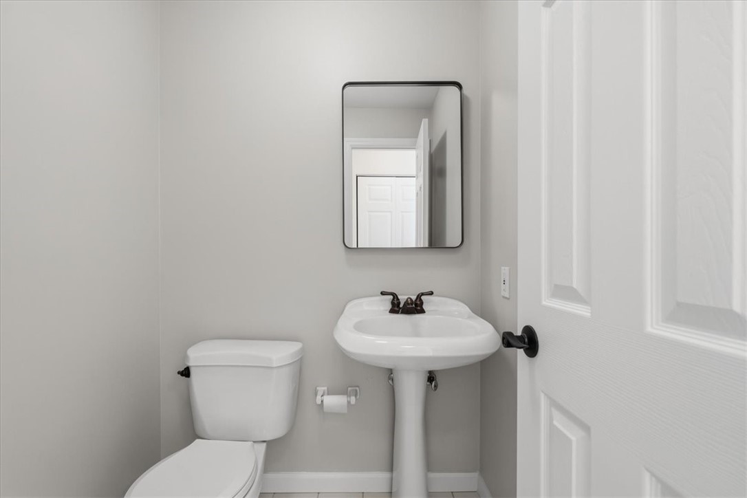 2643 Hunters Point Dr