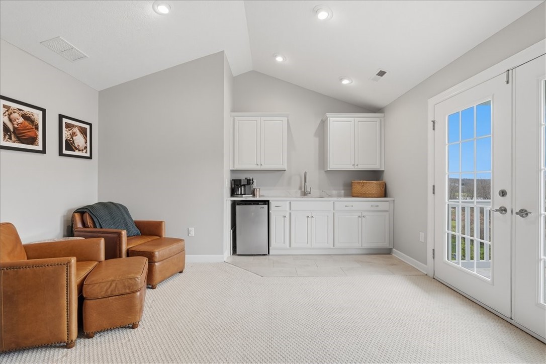 241 Tamarack Dr