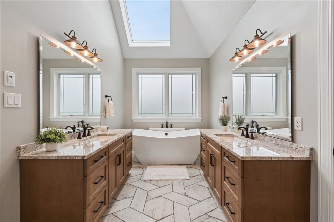 503 Ridge Ct