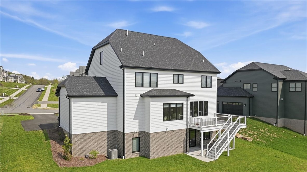 115 Amaryllis Ln