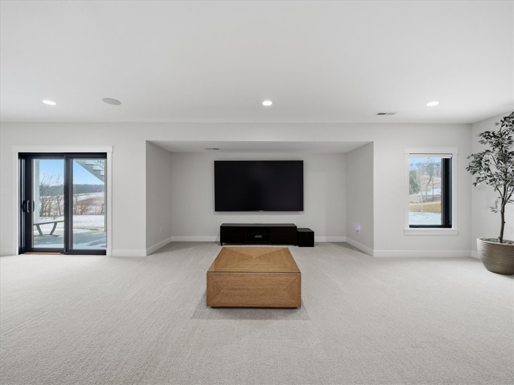 115 Amaryllis Ln