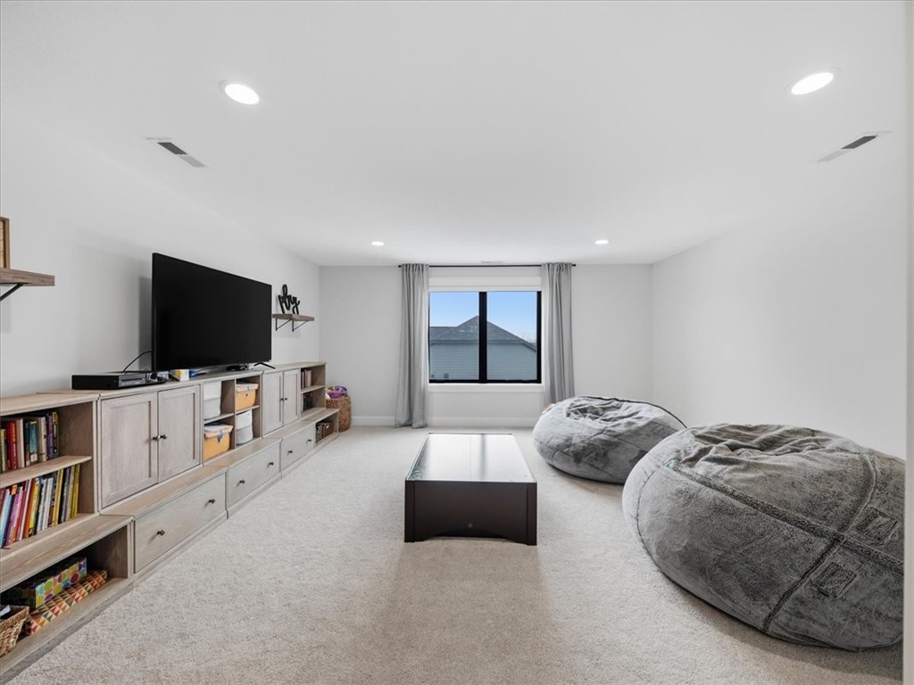 115 Amaryllis Ln