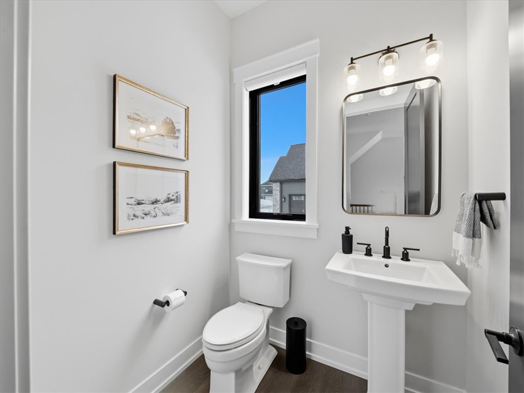 115 Amaryllis Ln