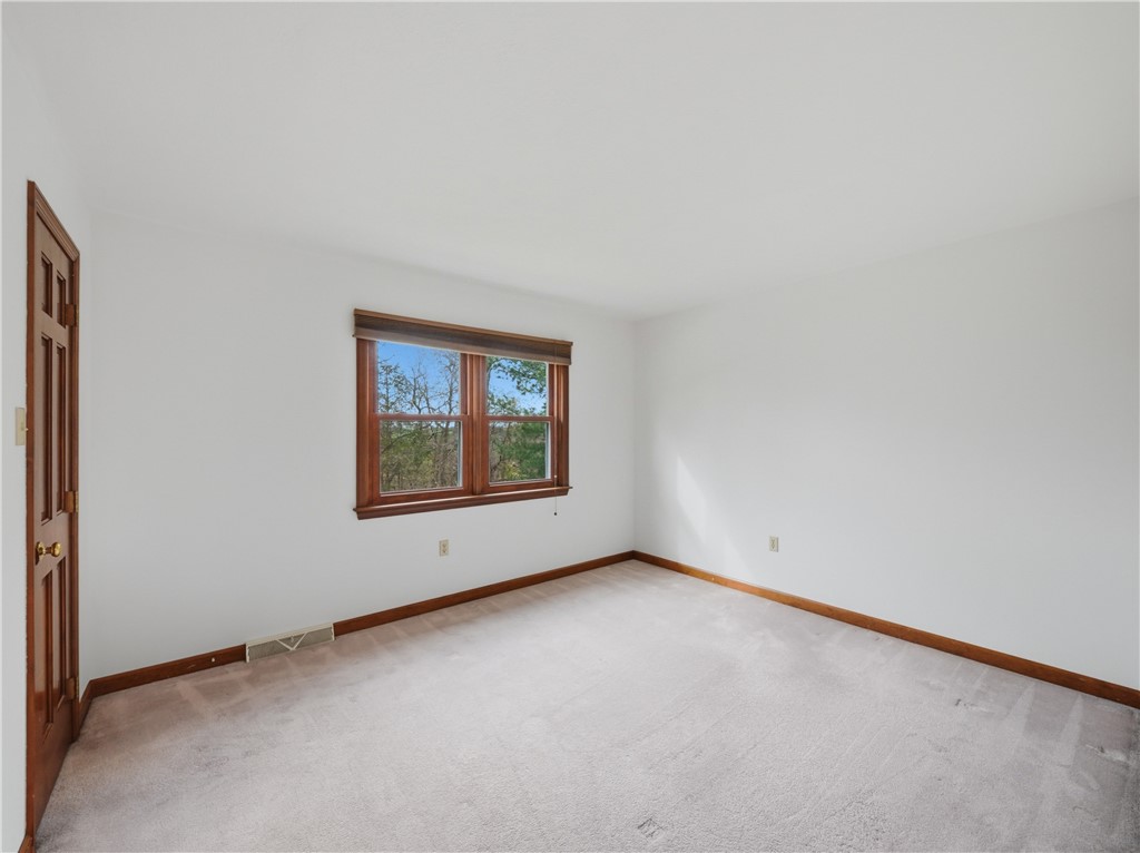 1612 Royal Oak Dr