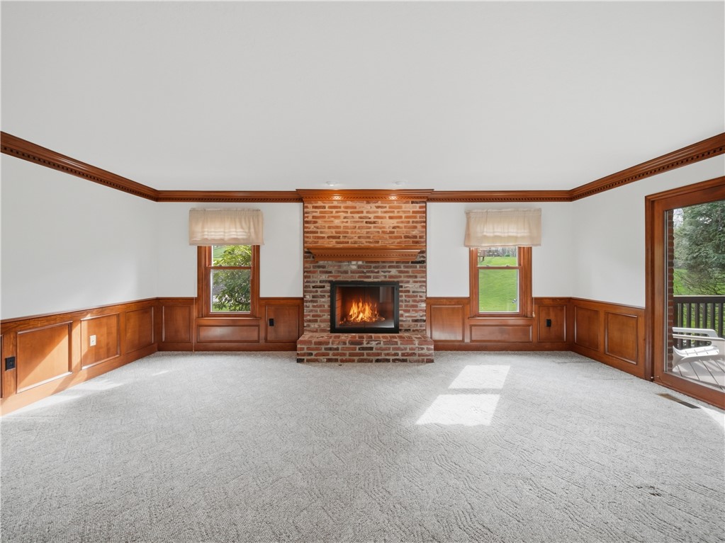 1612 Royal Oak Dr