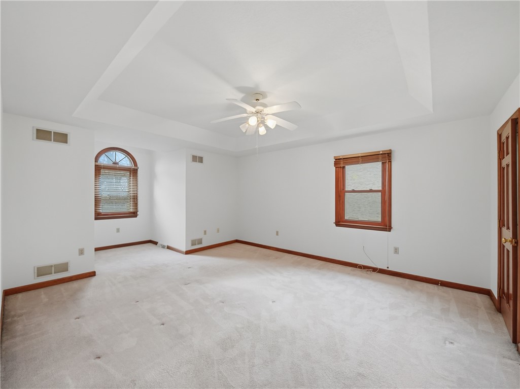 1612 Royal Oak Dr