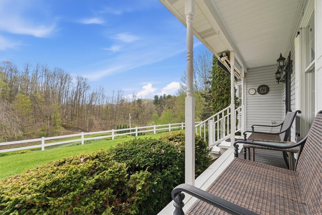 717 Little Creek Rd