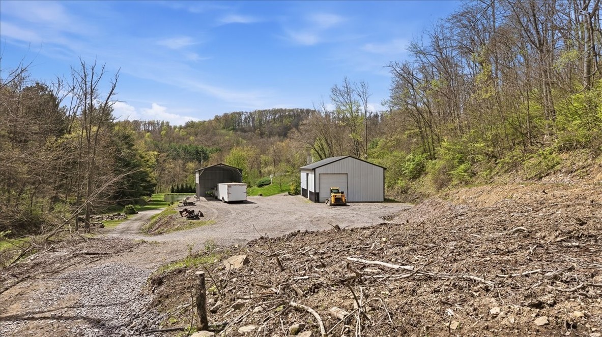 717 Little Creek Rd