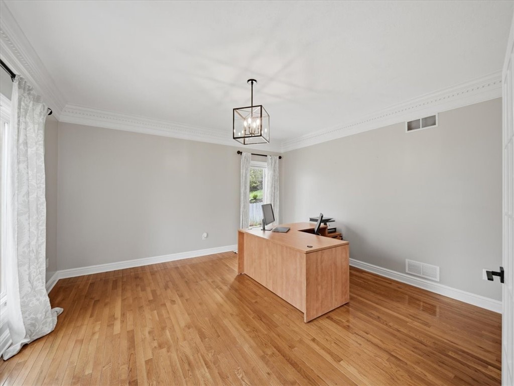 113 Foxwood Dr