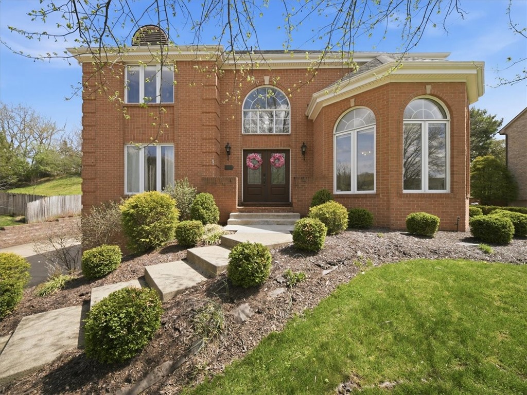 113 Foxwood Dr