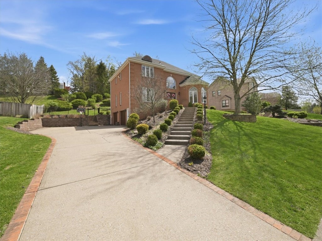 113 Foxwood Dr