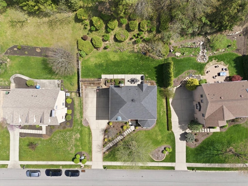 113 Foxwood Dr