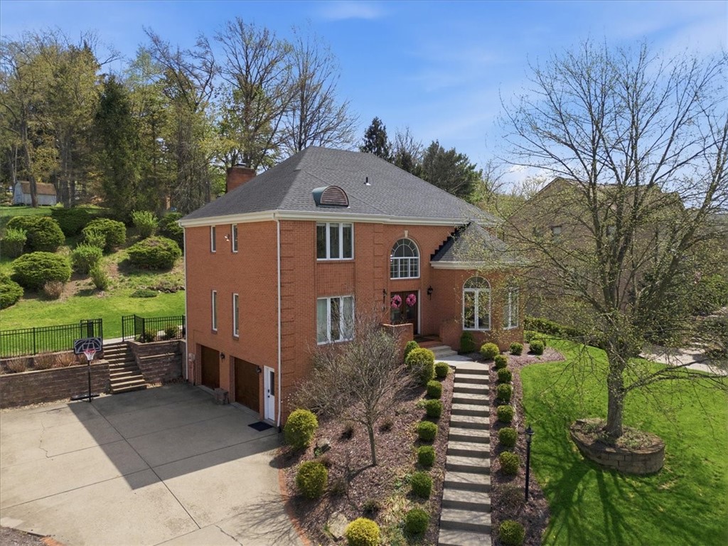 113 Foxwood Dr