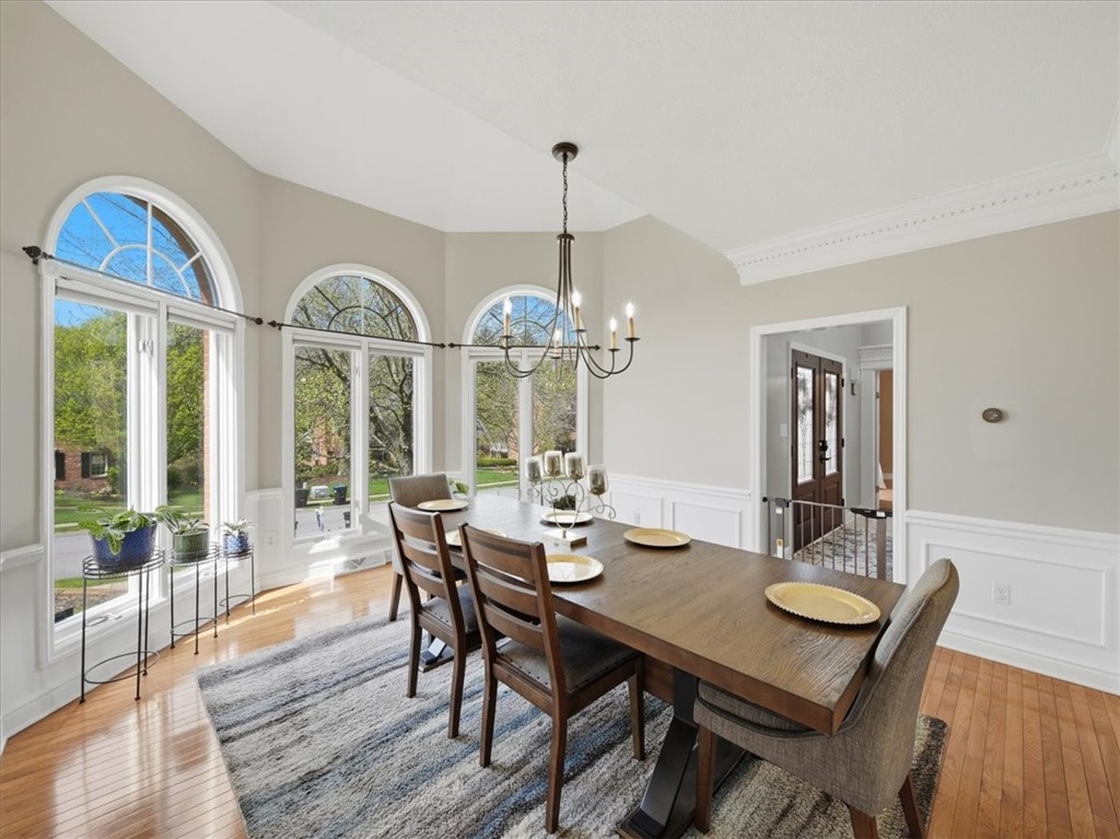 113 Foxwood Dr
