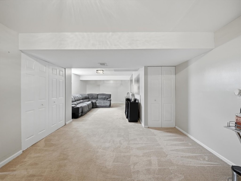 113 Foxwood Dr