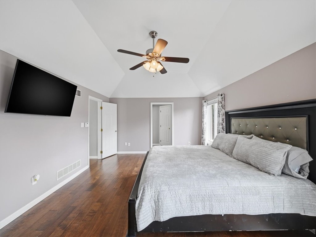 113 Foxwood Dr