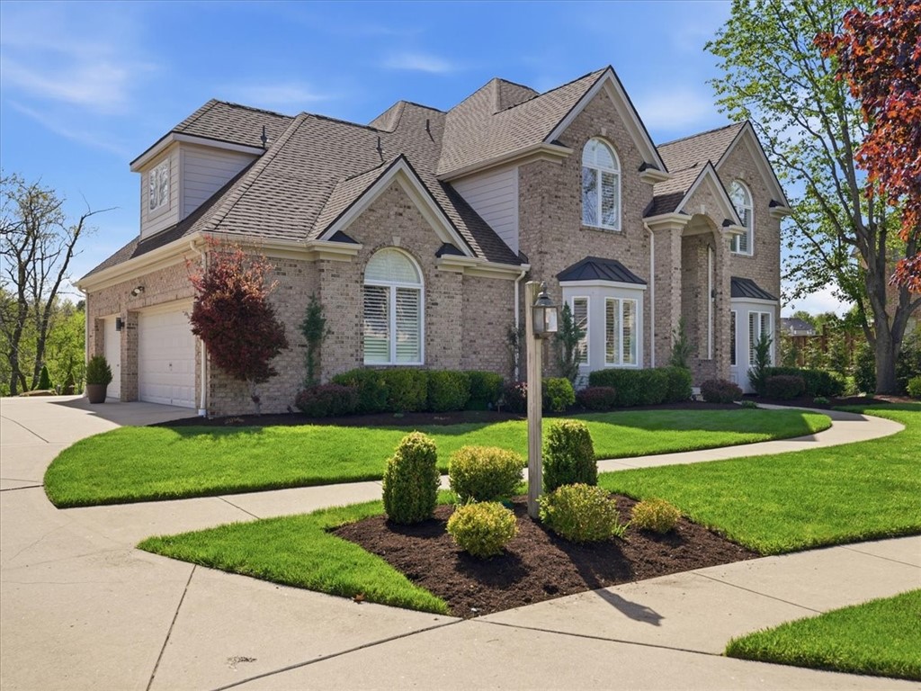 218 Chesapeake Dr