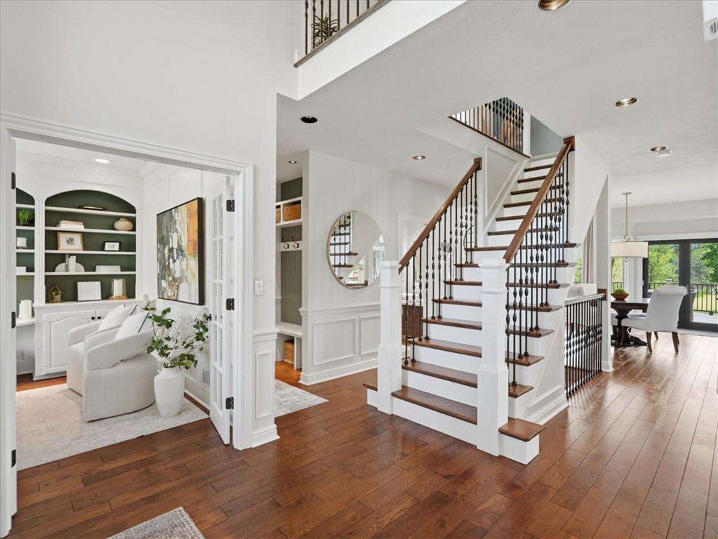 218 Chesapeake Dr