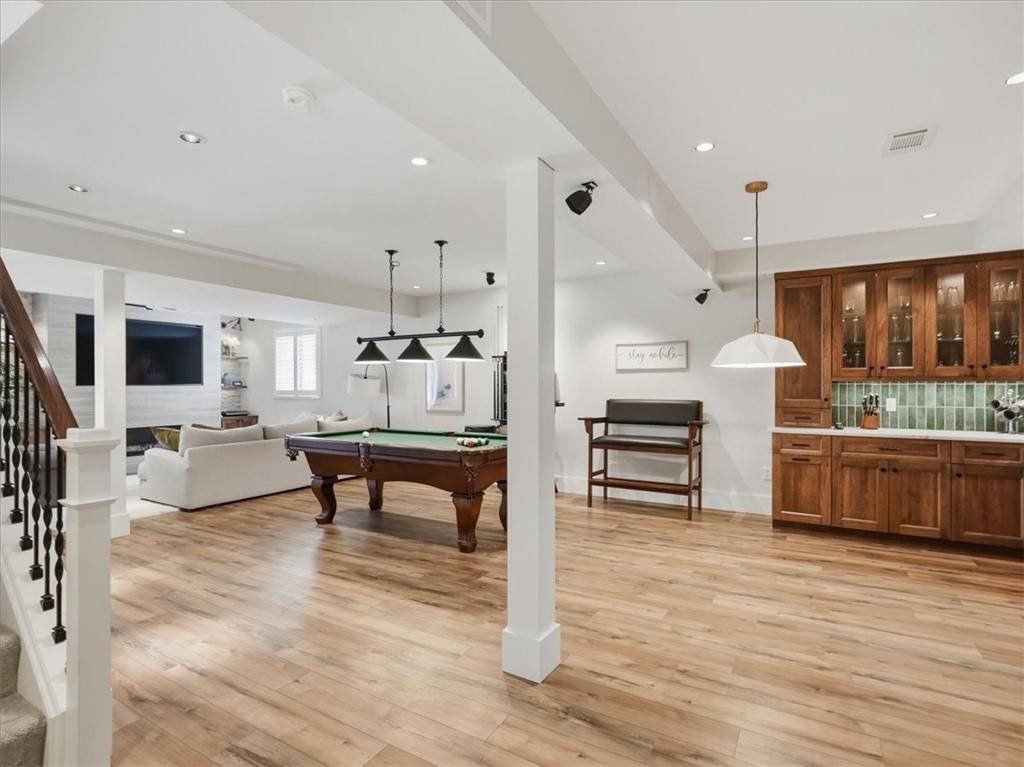 218 Chesapeake Dr