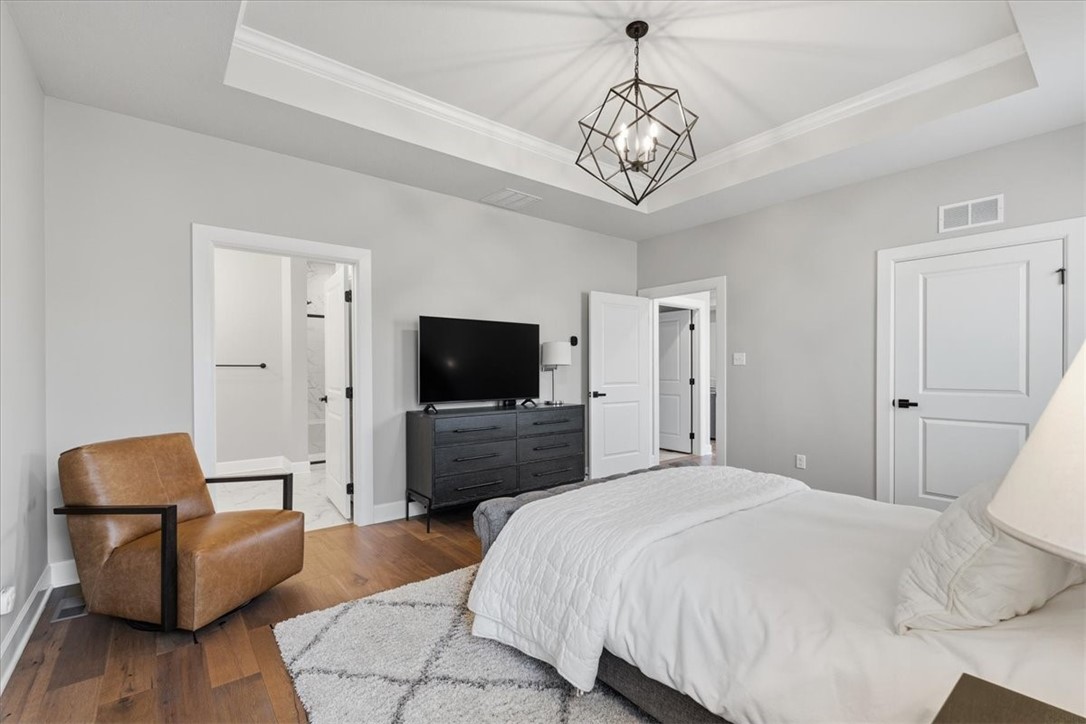 102 Curtis Dr