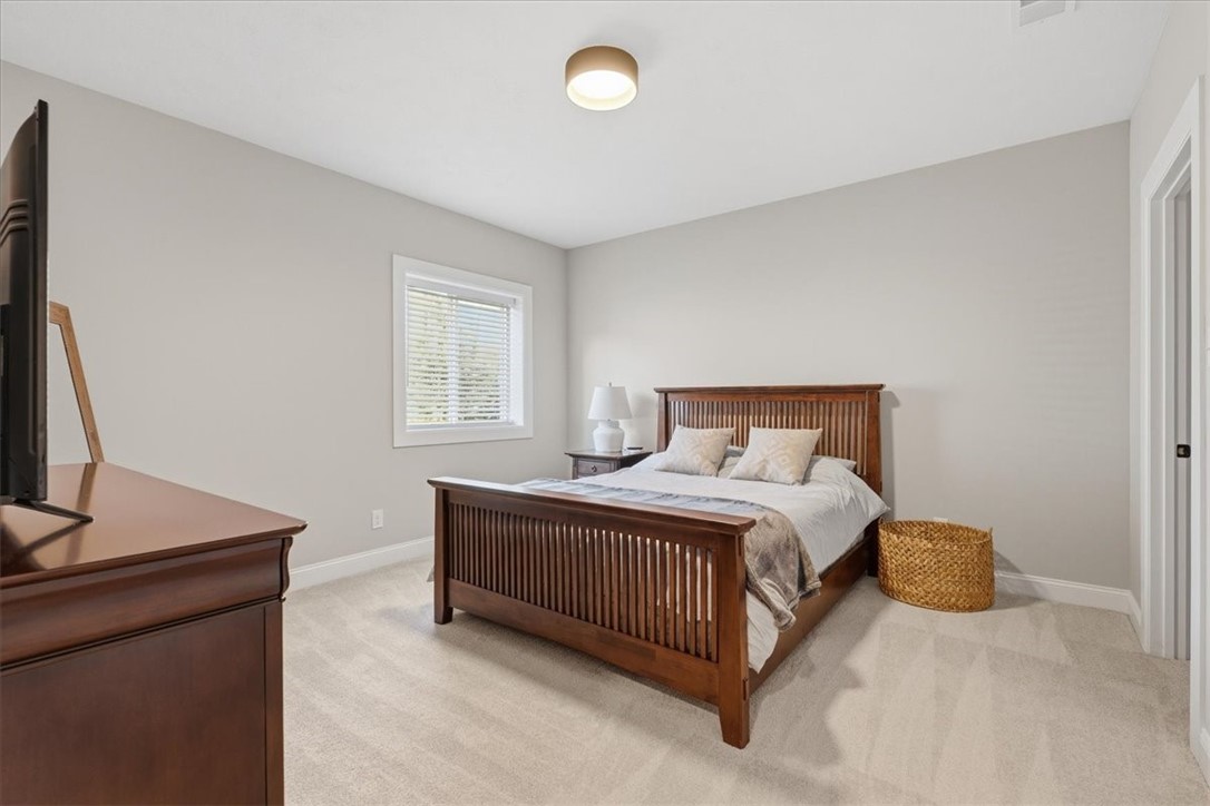 102 Curtis Dr