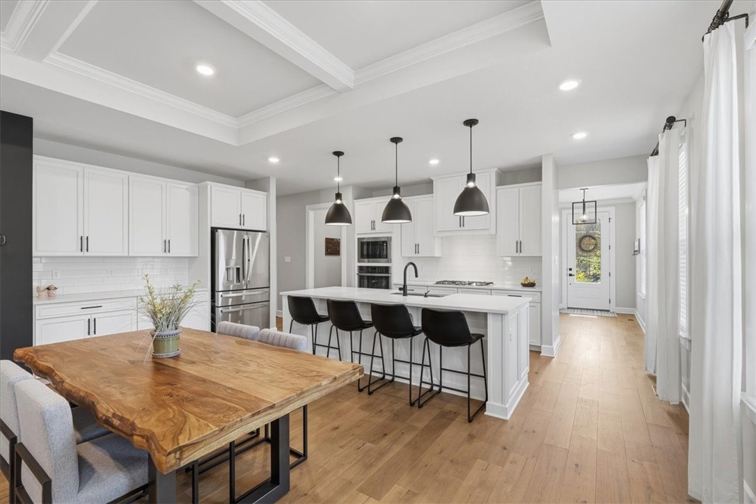 102 Curtis Dr
