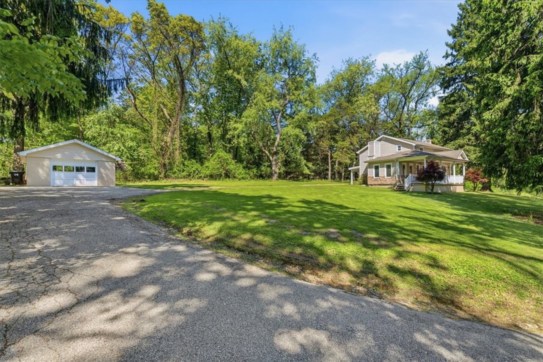 746 Crawford Rd