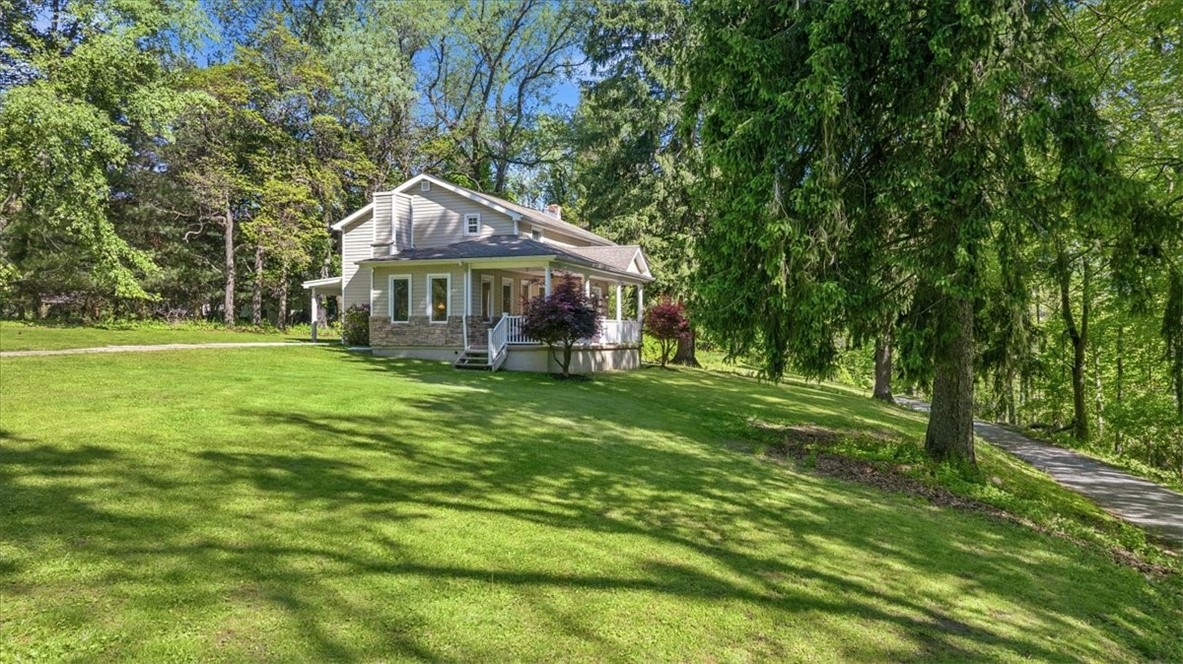 746 Crawford Rd