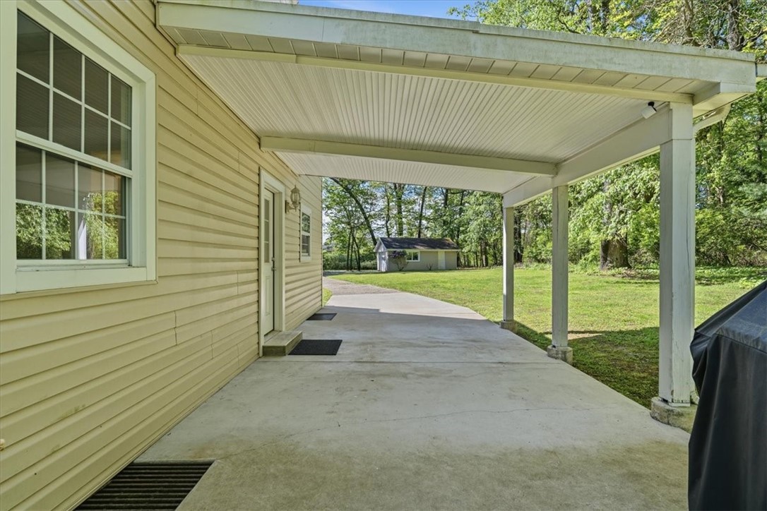 746 Crawford Rd