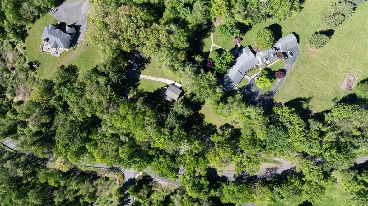 746 Crawford Rd