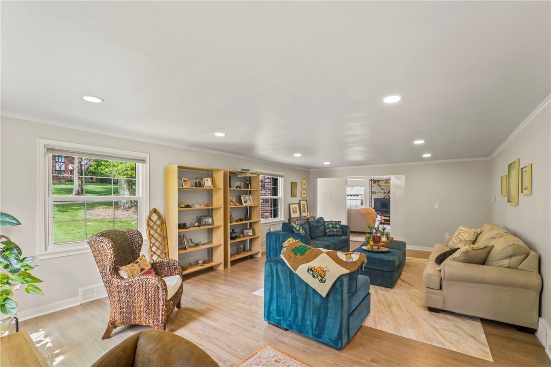 375 Reichold Road Ext