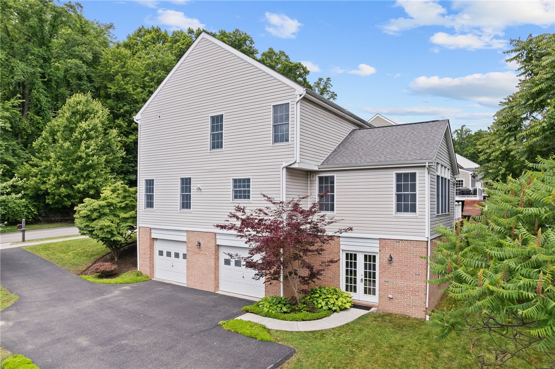 317 Providence Dr