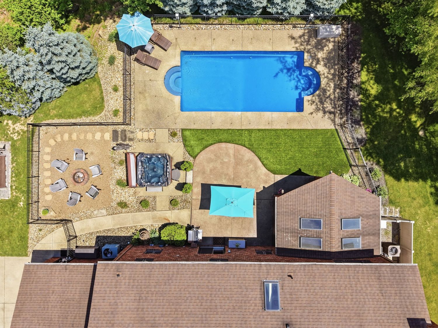 2360 West Gate DRIVE