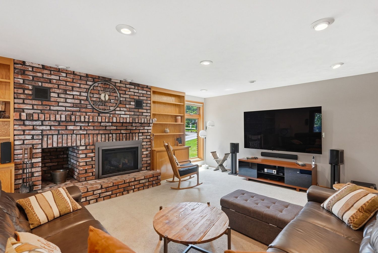 2360 West Gate DRIVE