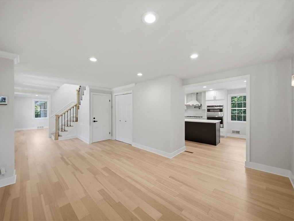 150 Maple Dr