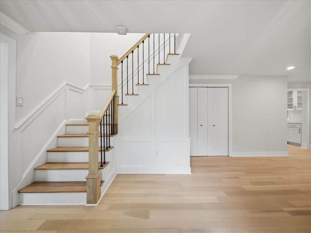 150 Maple Dr